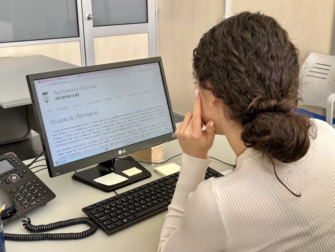 L'Ajuntament incorpora una auxiliar administrativa a l'Àrea de Desenvolupament Local dins del programa Joves en Pràctiques